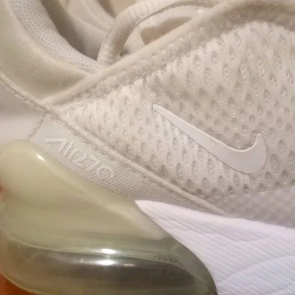 Nike Air Max 270 Sneakers White/Cream Size 4 Youth - Picture 5 of 12